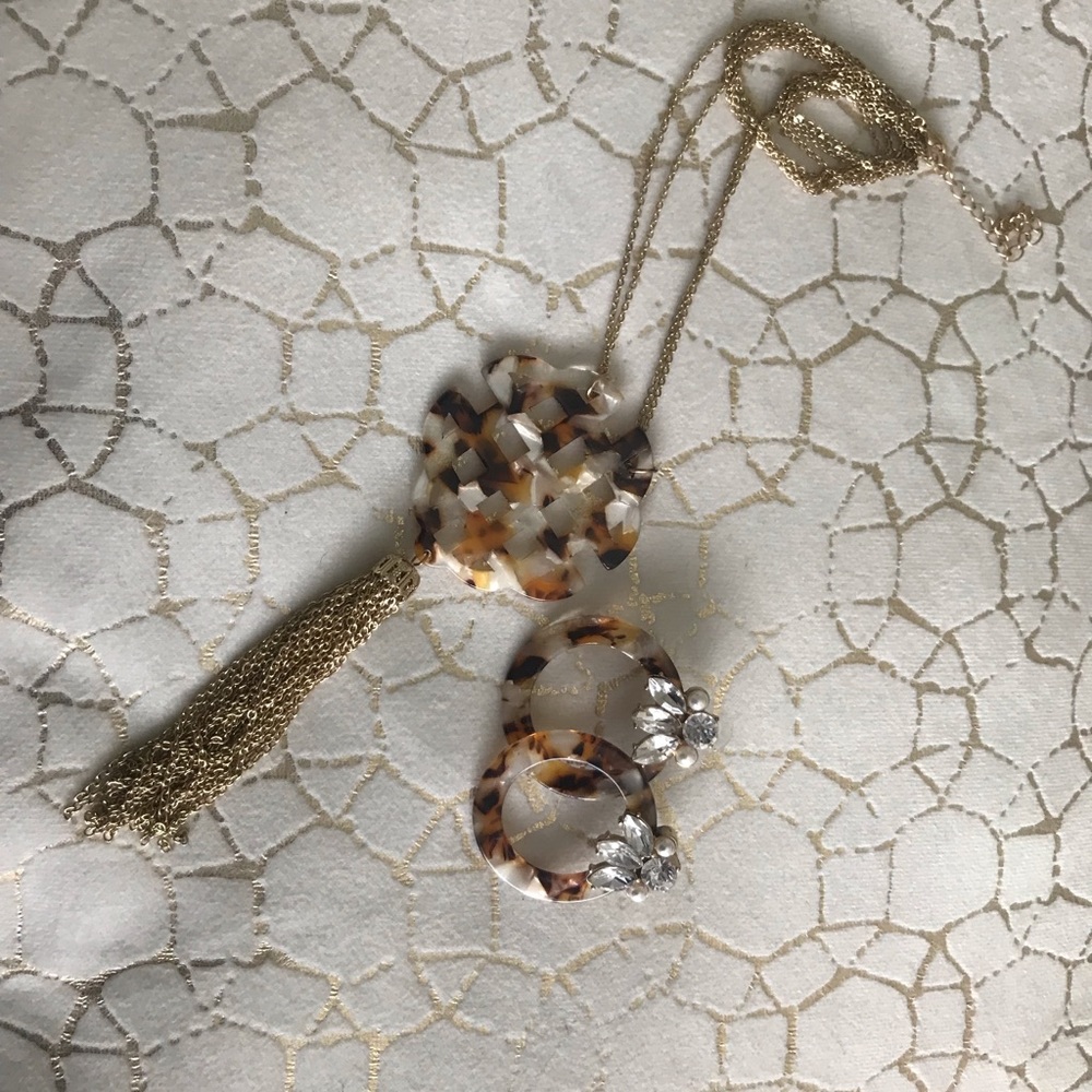 MIA’S MIRROR Earrings & Long Necklace